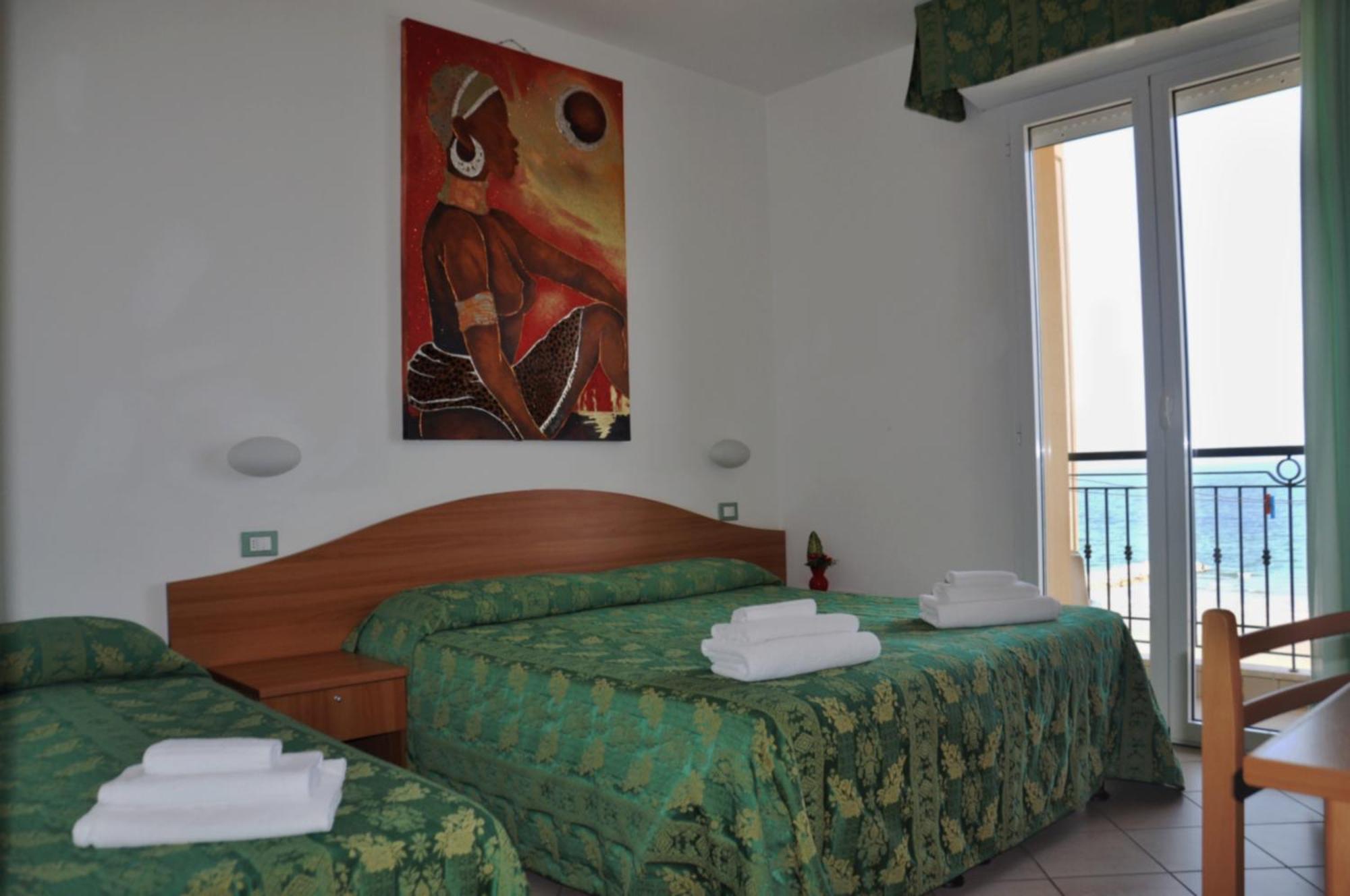 Hotel Belvedere Misano Adriatico Eksteriør bilde