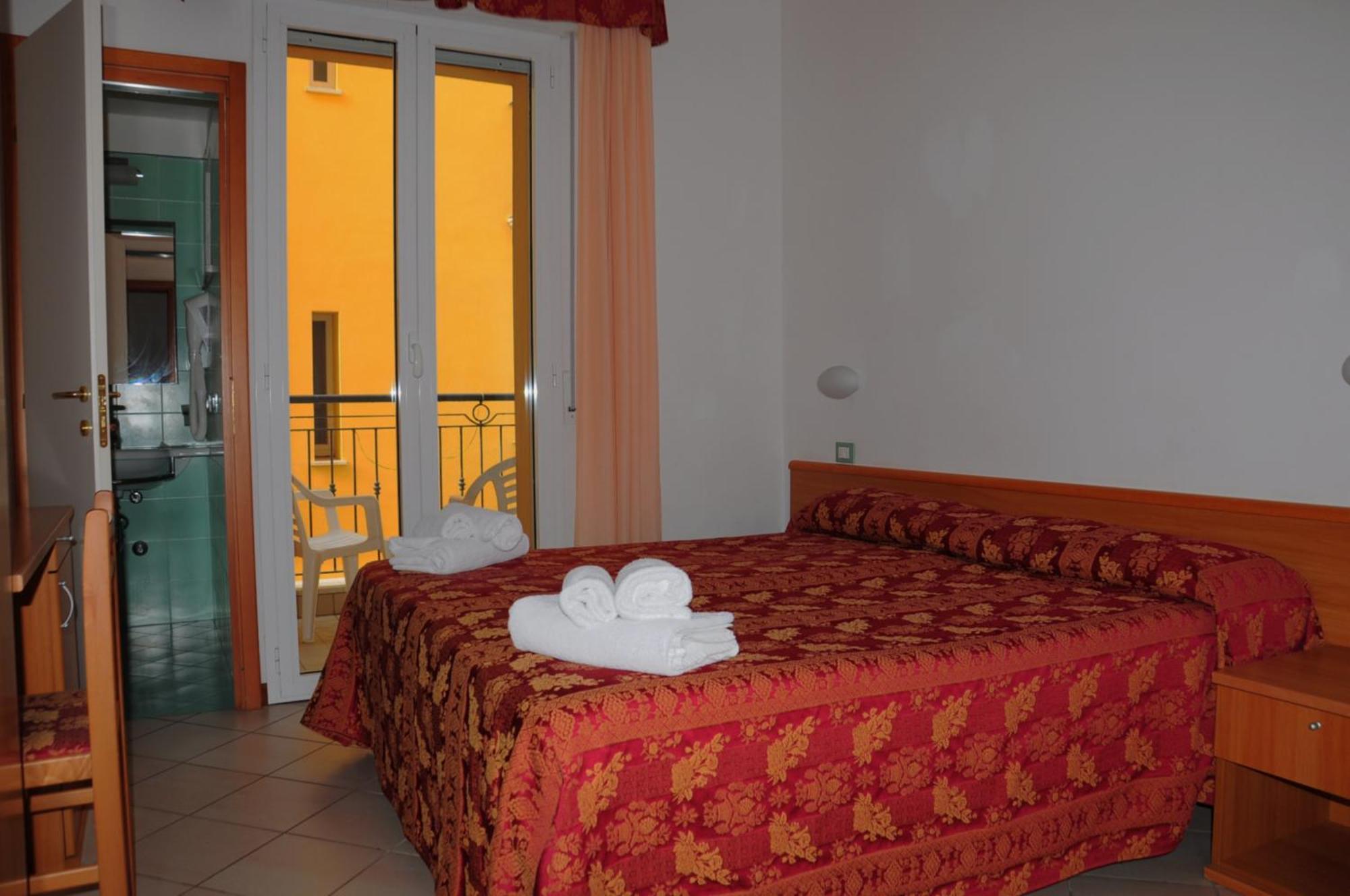Hotel Belvedere Misano Adriatico Eksteriør bilde